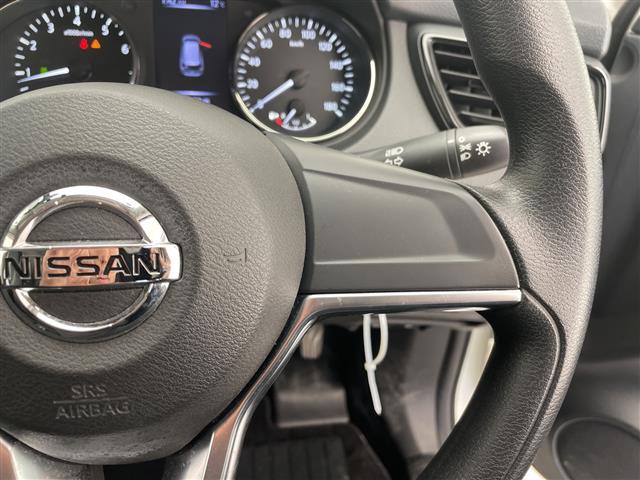 エクストレイル ２０Ｓ　オーディオ　４ＷＤ　ダウンヒルアシストコントロール　ドライブレコーダー　ＥＴＣ　アイドリングストップ　ステアリングスイッチ　横滑り防止装置　リモコンキー（23枚目）