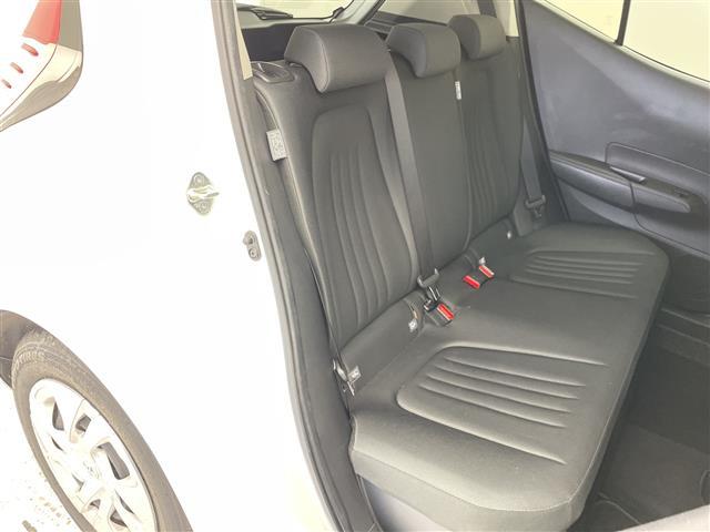 アクア Ｘ　トヨタセーフティセンス　純正ディズプレイオーディナビ　レーダークルーズコントロール　バックカメラ　コーナーセンサー　ＬＥＤヘッドライト　レーンキープアシスト　オートマチックハイビーム　衝突軽減（15枚目）