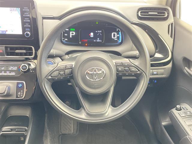 アクア Ｘ　トヨタセーフティセンス　純正ディズプレイオーディナビ　レーダークルーズコントロール　バックカメラ　コーナーセンサー　ＬＥＤヘッドライト　レーンキープアシスト　オートマチックハイビーム　衝突軽減（42枚目）