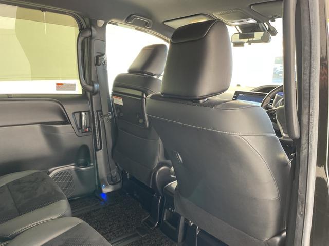 ヴォクシー ハイブリッドＺＳ　煌ＩＩＩ　純正１０型ナビ　フリップダウンモニター　両側パワースライドドア　クルーズコントロール　シートヒーター　バックカメラ　コーナーセンサー　純正アルミホイール　ＥＴＣ２．０　ＬＥＤヘッドライト（69枚目）