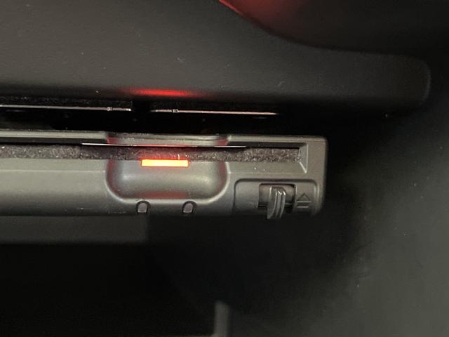 ノート ｅ－パワー　Ｘ　ブラックアロー　純正ナビ　フルセグ　Ｂｌｕｅｔｏｏｔｈ接続　アラウンドビューモニター　衝突被害軽減ブレーキ　車線逸脱警報機能　インテリジェントルームミラー　ワンオーナー　フロントバックソナー　クルーズコントロール（9枚目）