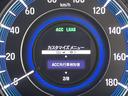ハイブリッド　純正ナビ　フリップダウンモニター　両側パワースライドドア　レーダークルーズコントロール　バックカメラ　パワーシート　純正アルミホイール　ＬＥＤヘッドライト　レーンキープアシスト　衝突軽減システム（21枚目）
