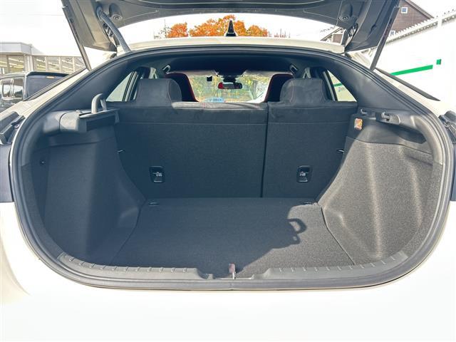 シビック タイプR ワンオーナー フルセグナビ ビルトインETC バックカメラ コーナーセンサー 横滑り防止装置 LEDヘッドライト スマートキー スペアキー1本 保証書(18枚目)