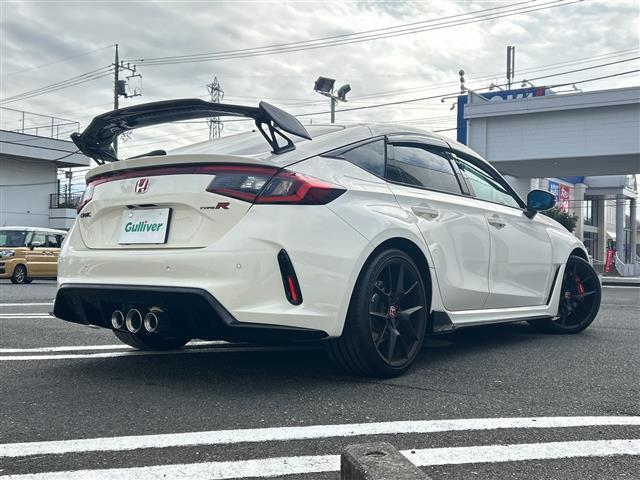 シビック タイプR ワンオーナー フルセグナビ ビルトインETC バックカメラ コーナーセンサー 横滑り防止装置 LEDヘッドライト スマートキー スペアキー1本 保証書(26枚目)