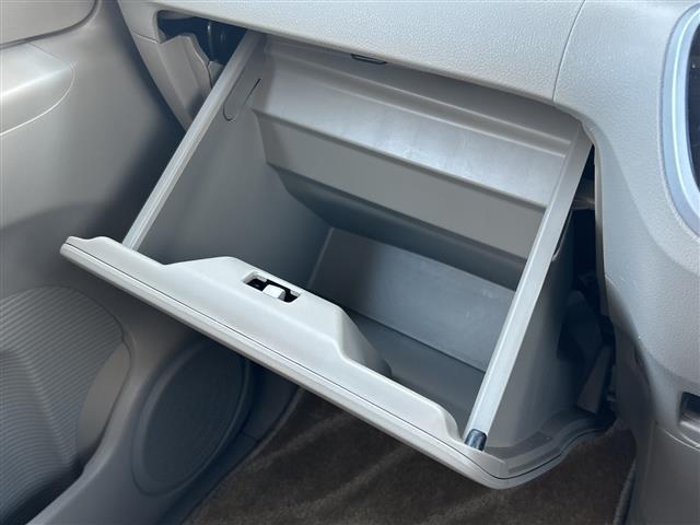 N-BOX G・Lパッケージ 4WD 社外メモリナビ横滑り防止装置 盗難防止装置 ETC ドアバイザー パワースライドドア 14インチ純正アルミホイール チップアップシート スペアキー1本 プッシュスタート スペアキー1本(13枚目)