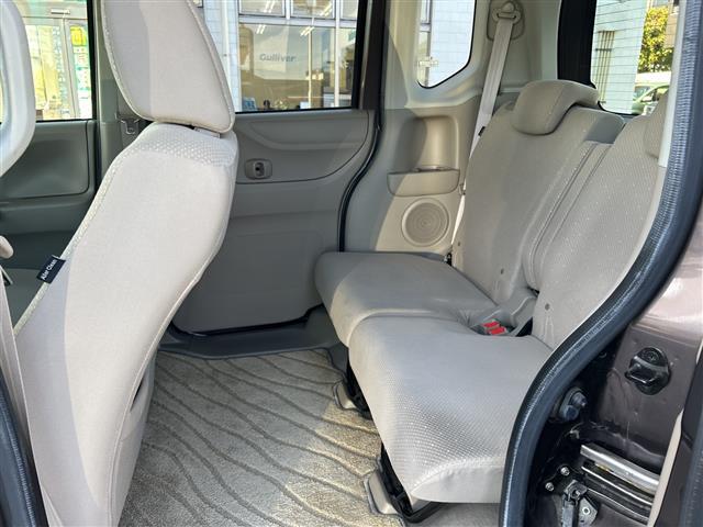 N-BOX G・Lパッケージ 4WD 社外メモリナビ横滑り防止装置 盗難防止装置 ETC ドアバイザー パワースライドドア 14インチ純正アルミホイール チップアップシート スペアキー1本 プッシュスタート スペアキー1本(20枚目)