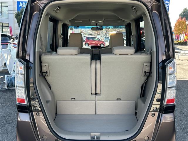 N-BOX G・Lパッケージ 4WD 社外メモリナビ横滑り防止装置 盗難防止装置 ETC ドアバイザー パワースライドドア 14インチ純正アルミホイール チップアップシート スペアキー1本 プッシュスタート スペアキー1本(21枚目)