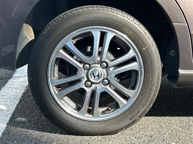 N-BOX G・Lパッケージ 4WD 社外メモリナビ横滑り防止装置 盗難防止装置 ETC ドアバイザー パワースライドドア 14インチ純正アルミホイール チップアップシート スペアキー1本 プッシュスタート スペアキー1本(36枚目)