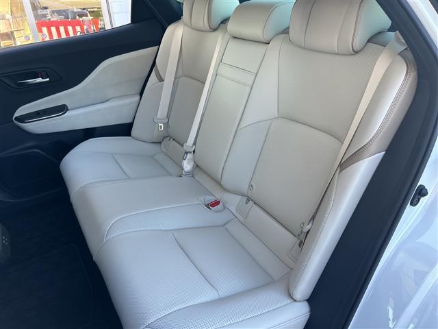 クラウンクロスオーバー Gアドバンスド・レザーパッケージ ワンオーナー純正ナビ純正アルミフロアマットアラウンドビューETCドラレコパワーシートシートヒーター電動リアゲートクルコンオートライトコーナーセンサースマートキースペアキー保証書(26枚目)