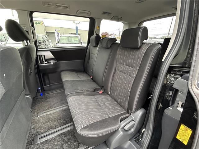 ヴォクシー ＺＳ　煌ＩＩ（24枚目）