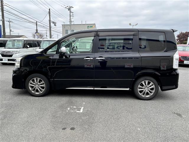 ヴォクシー ＺＳ　煌ＩＩ（26枚目）