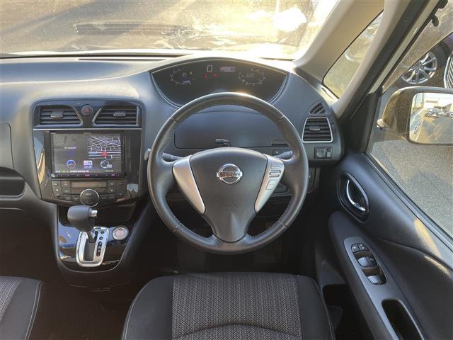 セレナ ＨＷＳ　Ｓ　ＨＶ　Ｖセレ　＋ＳｅｆｔｙＩＩ（5枚目）