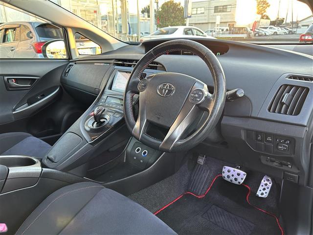 プリウス Ｓツーリングセレクション・Ｇ’ｓ（4枚目）