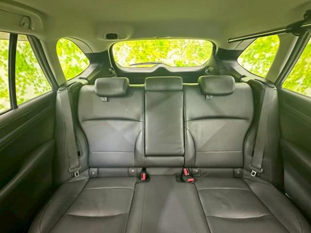 レガシィアウトバック ４ＷＤアウトバックリミテッド　純正　８インチ　ＳＤナビ／衝突安全装置／シートヒーター　前席／車線逸脱防止支援システム／シート　フルレザー／パーキングアシスト　バックガイド／電動バックドア／ドライブレコーダー　純正　革シート　４ＷＤ（19枚目）