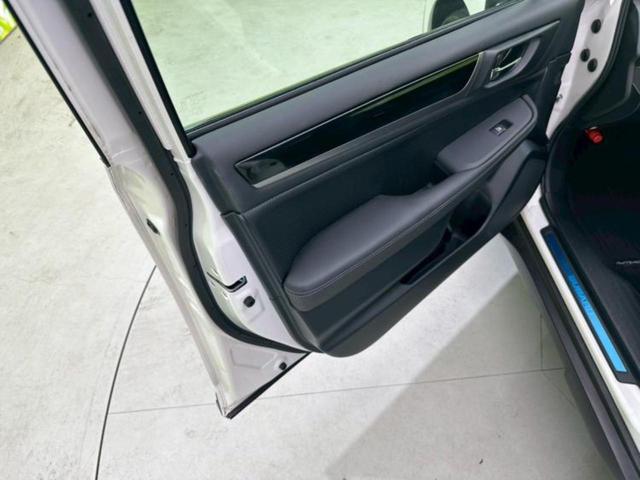 レガシィアウトバック ４ＷＤアウトバックリミテッド　純正　８インチ　ＳＤナビ／衝突安全装置／シートヒーター　前席／車線逸脱防止支援システム／シート　フルレザー／パーキングアシスト　バックガイド／電動バックドア／ドライブレコーダー　純正　革シート　４ＷＤ（26枚目）