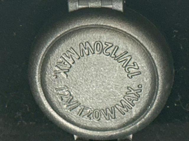 レガシィアウトバック ４ＷＤアウトバックリミテッド　純正　８インチ　ＳＤナビ／衝突安全装置／シートヒーター　前席／車線逸脱防止支援システム／シート　フルレザー／パーキングアシスト　バックガイド／電動バックドア／ドライブレコーダー　純正　革シート　４ＷＤ（41枚目）