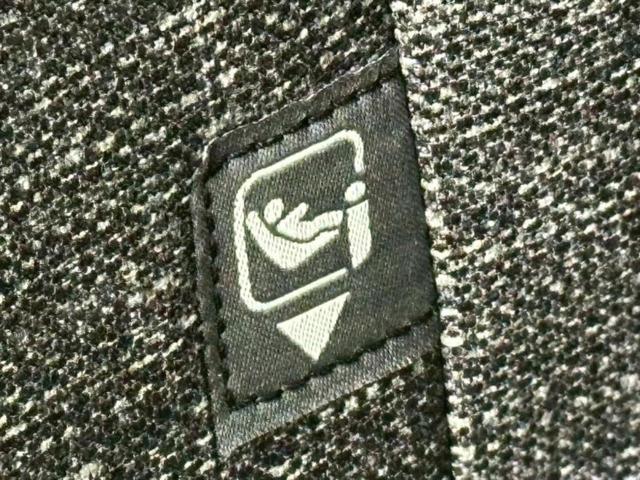 シエンタ ハイブリッドＺ　保証書／ディスプレイオーディオ＋ナビ１０．５インチ／衝突安全装置／両側電動スライドドア／シートヒーター　前席／パノラミックビューモニター／車線逸脱防止支援システム　衝突被害軽減システム　全周囲カメラ（48枚目）