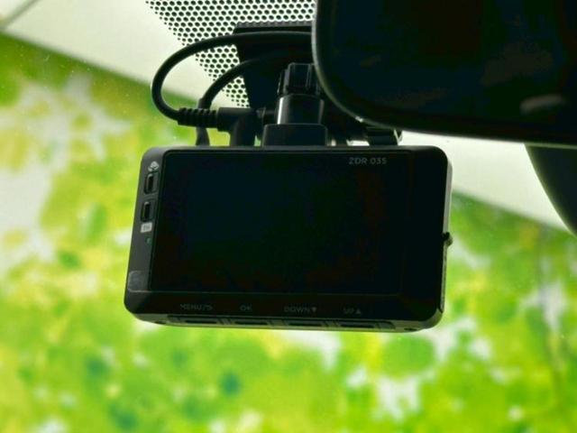 ヴォクシー ハイブリッドＳ－Ｚ　ディスプレイオーディオ＋ナビ／衝突安全装置／両側電動スライドドア／シートヒーター／車線逸脱防止支援システム／シート　ハーフレザー／パーキングアシスト　バックガイド　衝突被害軽減システム　バックカメラ（29枚目）
