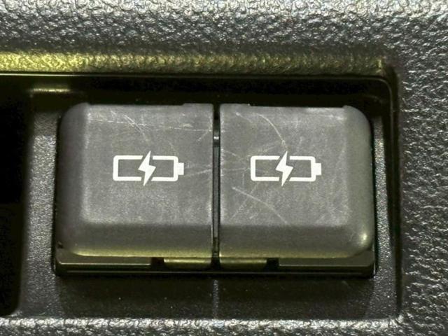 ヴォクシー ハイブリッドＳ－Ｚ　ディスプレイオーディオ＋ナビ／衝突安全装置／両側電動スライドドア／シートヒーター／車線逸脱防止支援システム／シート　ハーフレザー／パーキングアシスト　バックガイド　衝突被害軽減システム　バックカメラ（40枚目）