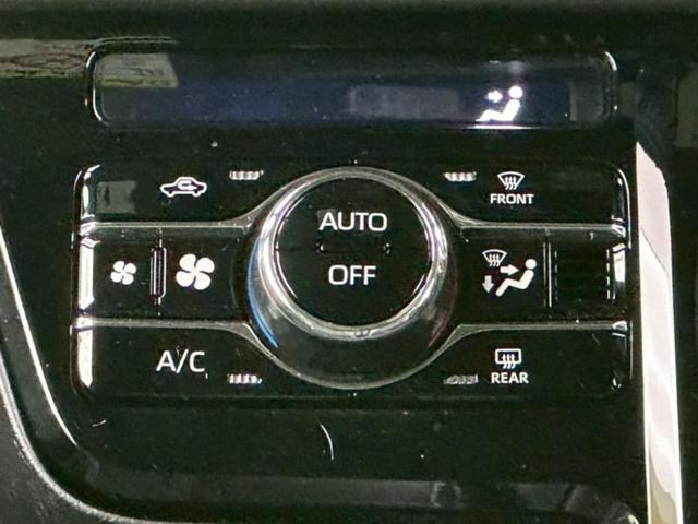 タント カスタムＸセレクション　新品タイヤ／保証書／純正　９インチ　ＳＤナビ／衝突安全装置／両側電動スライドドア／シートヒーター／パノラマモニター／車線逸脱防止支援システム／シート　ハーフレザー　衝突被害軽減システム　全周囲カメラ（12枚目）