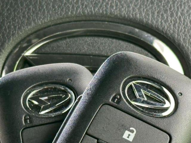 タント カスタムＸセレクション　新品タイヤ／保証書／純正　９インチ　ＳＤナビ／衝突安全装置／両側電動スライドドア／シートヒーター／パノラマモニター／車線逸脱防止支援システム／シート　ハーフレザー　衝突被害軽減システム　全周囲カメラ（34枚目）