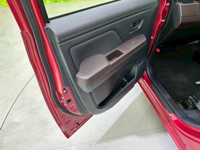 ＷＥＣＡＲＳでは各商談席に大型モニターをご用意しております！見やすい大画面でゆったりと全国の在庫をご覧いただけます！是非ご来店お待ちしております！