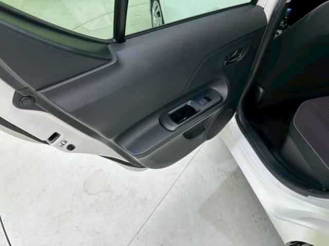 アクア Ｇ　保証書／社外　ＳＤナビ／パーキングアシスト　バックガイド／ヘッドランプ　ＬＥＤ／ＥＴＣ／ＥＢＤ付ＡＢＳ／横滑り防止装置／アイドリングストップ／クルーズコントロール／バックモニター　バックカメラ　記録簿（25枚目）