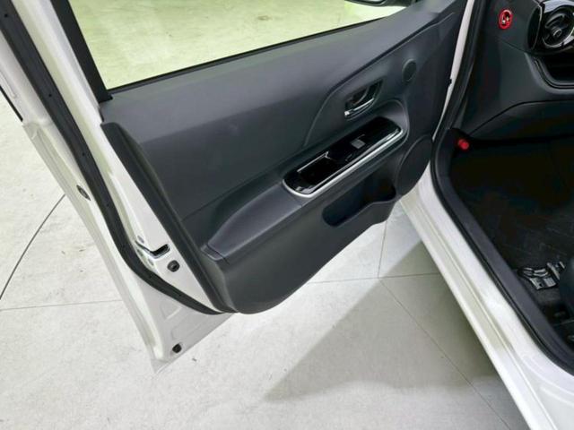 アクア Ｇ　保証書／社外　ＳＤナビ／パーキングアシスト　バックガイド／ヘッドランプ　ＬＥＤ／ＥＴＣ／ＥＢＤ付ＡＢＳ／横滑り防止装置／アイドリングストップ／クルーズコントロール／バックモニター　バックカメラ　記録簿（26枚目）