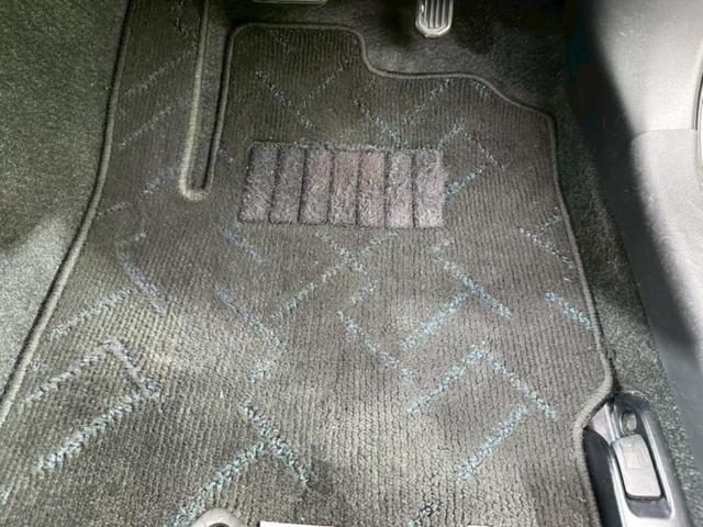 アクア Ｇ　保証書／社外　ＳＤナビ／パーキングアシスト　バックガイド／ヘッドランプ　ＬＥＤ／ＥＴＣ／ＥＢＤ付ＡＢＳ／横滑り防止装置／アイドリングストップ／クルーズコントロール／バックモニター　バックカメラ　記録簿（30枚目）