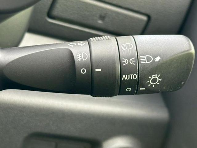 パッソ モーダチャーム　保証書／純正　ＳＤナビ／衝突安全装置／シートヒーター／パノラミックビューモニター／車線逸脱防止支援システム／シート　ハーフレザー／パーキングアシスト　バックガイド／ドライブレコーダー　社外　ドラレコ（17枚目）