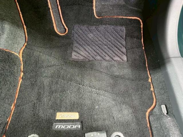 パッソ モーダチャーム　保証書／純正　ＳＤナビ／衝突安全装置／シートヒーター／パノラミックビューモニター／車線逸脱防止支援システム／シート　ハーフレザー／パーキングアシスト　バックガイド／ドライブレコーダー　社外　ドラレコ（30枚目）