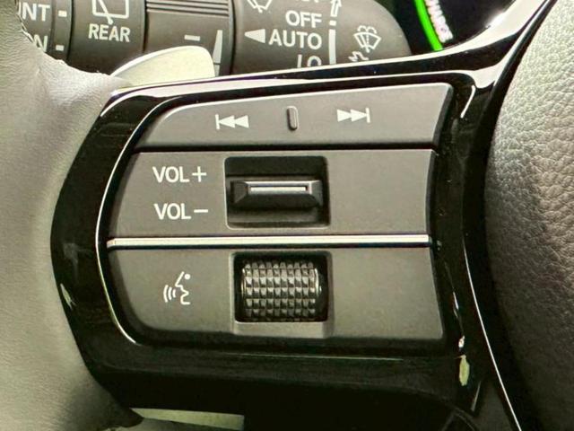 ZR-V eHEV Z 保証書/ディスプレイオーディオ+ナビ9インチ/ホンダセンシング/シートヒーター 前席/マルチビューカメラシステム/車線逸脱防止支援システム/シート フルレザー 革シート 衝突被害軽減システム 禁煙車(17枚目)