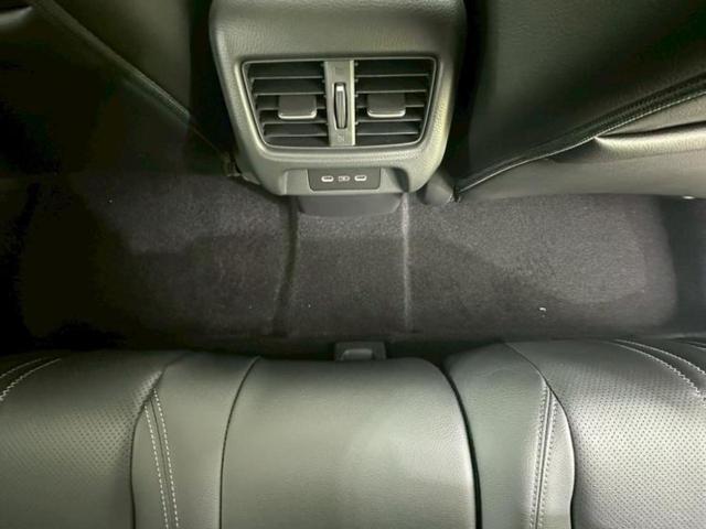 ZR-V eHEV Z 保証書/ディスプレイオーディオ+ナビ9インチ/ホンダセンシング/シートヒーター 前席/マルチビューカメラシステム/車線逸脱防止支援システム/シート フルレザー 革シート 衝突被害軽減システム 禁煙車(28枚目)