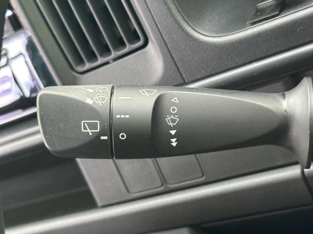 ハイゼットカーゴ クルーズSA3 衝突安全装置/ヘッドランプ LED/ETC/EBD付ABS/横滑り防止装置/アイドリングストップ/エアバッグ 運転席/エアバッグ 助手席/パワーウインドウ/キーレスエントリー/パワーステアリング(12枚目)