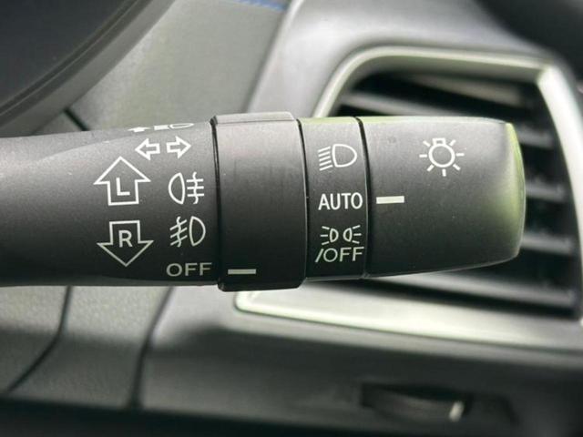 XV 4WDアドバンス 新品タイヤ/保証書/純正 SDナビ/衝突安全装置/車線逸脱防止支援システム/シート フルレザー/ヘッドランプ HID/Bluetooth接続/ETC/EBD付ABS/横滑り防止装置 革シート 4WD(18枚目)