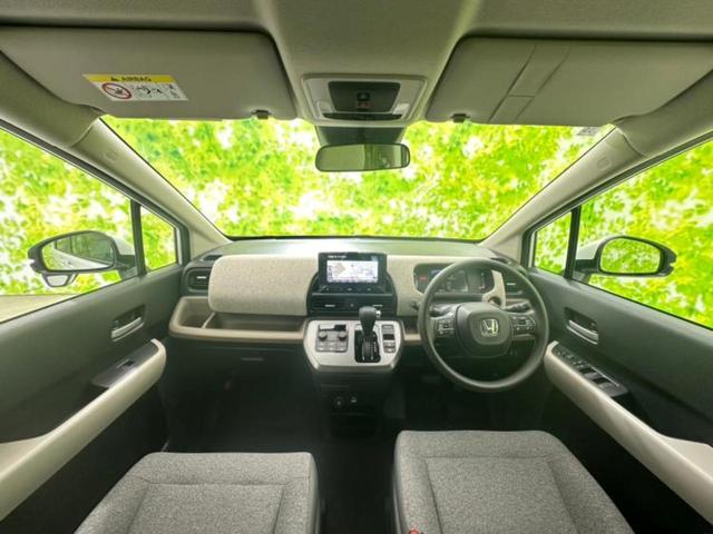 フリード AIR 保証書/純正 8インチ ナビ/ホンダセンシング/両側電動スライドドア/車線逸脱防止支援システム/パーキングアシスト バックガイド/登録済未使用車/ヘッドランプ LED 衝突被害軽減システム 禁煙車(4枚目)