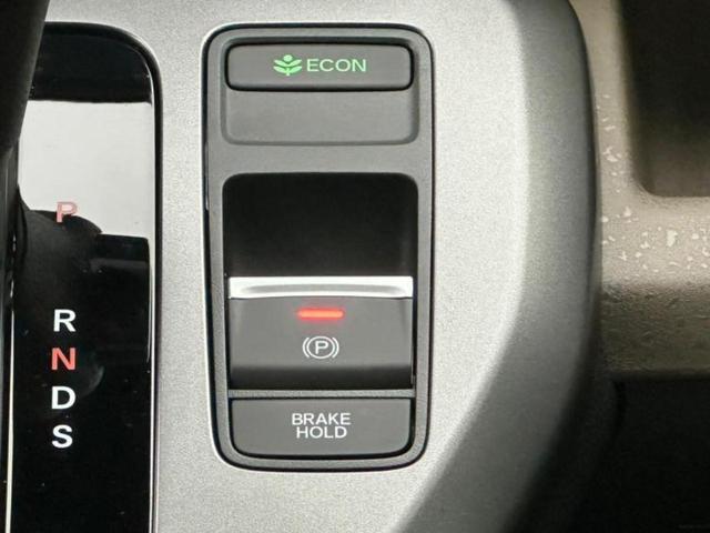 フリード AIR 保証書/純正 8インチ ナビ/ホンダセンシング/両側電動スライドドア/車線逸脱防止支援システム/パーキングアシスト バックガイド/登録済未使用車/ヘッドランプ LED 衝突被害軽減システム 禁煙車(34枚目)