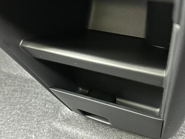 フリード AIR 保証書/純正 8インチ ナビ/ホンダセンシング/両側電動スライドドア/車線逸脱防止支援システム/パーキングアシスト バックガイド/登録済未使用車/ヘッドランプ LED 衝突被害軽減システム 禁煙車(37枚目)