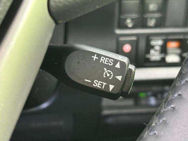 ヴォクシー ZSキラメキ 保証書/純正 10インチ SDナビ/フリップダウンモニター 純正 12.1インチ/衝突安全装置/両側電動スライドドア/車線逸脱防止支援システム/パーキングアシスト バックガイド 衝突被害軽減システム(16枚目)