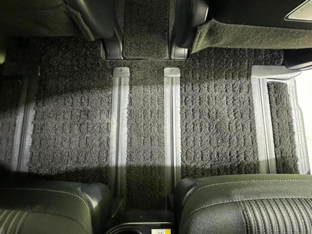 ヴォクシー ZSキラメキ 保証書/純正 10インチ SDナビ/フリップダウンモニター 純正 12.1インチ/衝突安全装置/両側電動スライドドア/車線逸脱防止支援システム/パーキングアシスト バックガイド 衝突被害軽減システム(26枚目)