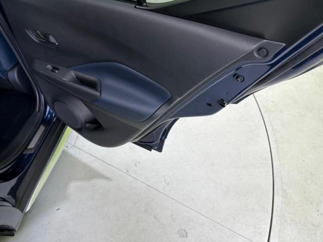 キックス オーテック　新品タイヤ／保証書／社外　９インチ　ＳＤナビ／インテリジェントルームミラー／衝突安全装置／シートヒーター／全方位モニター／車線逸脱防止支援システム／シート　合皮／プロパイロット　衝突被害軽減システム（27枚目）