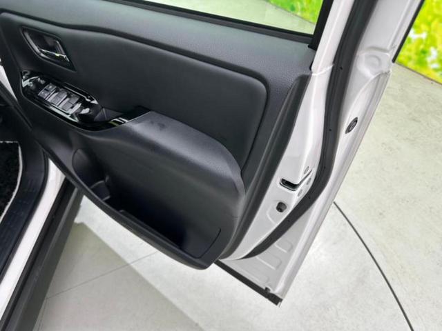 ヴォクシー ZSキラメキ3 保証書/純正 10インチ SDナビ/衝突安全装置/両側電動スライドドア/車線逸脱防止支援システム/シート 合皮/パーキングアシスト バックガイド/ドライブレコーダー 社外 衝突被害軽減システム ETC(25枚目)