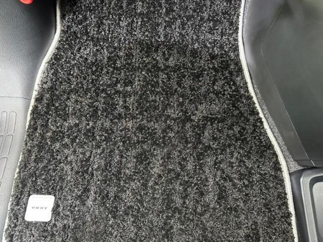 ヴォクシー ZSキラメキ3 保証書/純正 10インチ SDナビ/衝突安全装置/両側電動スライドドア/車線逸脱防止支援システム/シート 合皮/パーキングアシスト バックガイド/ドライブレコーダー 社外 衝突被害軽減システム ETC(26枚目)