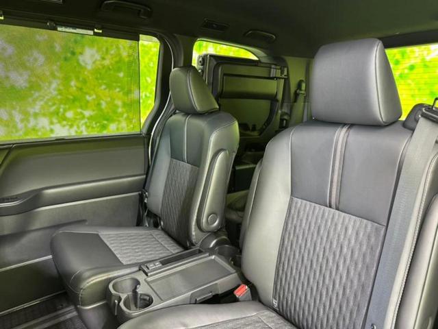 ノア ハイブリッドS-Z 保証書/ディスプレイオーディオ+ナビ8インチ/衝突安全装置/両側電動スライドドア/シートヒーター 前席/車線逸脱防止支援システム/シート ハーフレザー スーパーチャージャー 衝突被害軽減システム(6枚目)