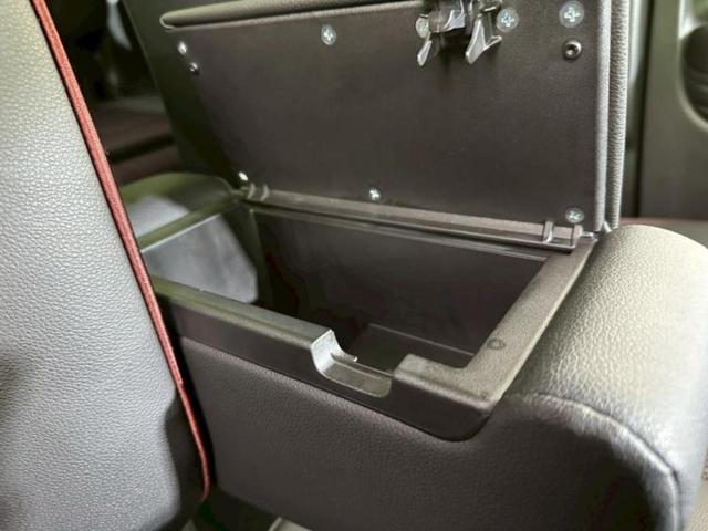 スペーシアカスタム ハイブリッドXSターボ 保証書/純正 9インチ メモリーナビ/セーフティサポート(スズキ)/両側電動スライドドア/シートヒーター 前席/全方位モニター/車線逸脱防止支援システム/シート ハーフレザー ターボ 全周囲カメラ(48枚目)