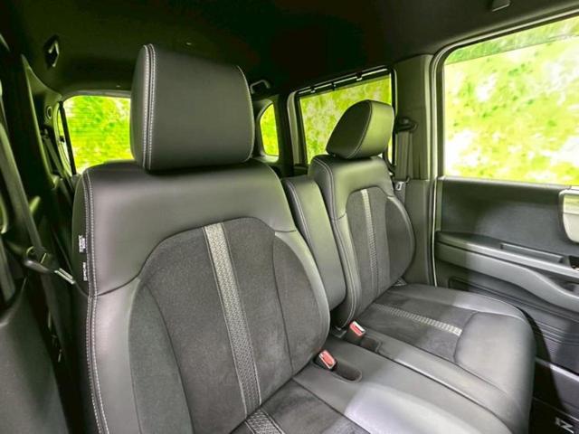 Ｎ－ＢＯＸカスタム Ｌ・ターボスタイルプラスブラック　新品タイヤ／保証書／純正　９インチ　ＳＤナビ／衝突安全装置／両側電動スライドドア／シートヒーター／車線逸脱防止支援システム／シート　ハーフレザー／ヘッドランプ　ＬＥＤ／ＥＴＣ／ＥＢＤ付ＡＢＳ　記録簿（8枚目）