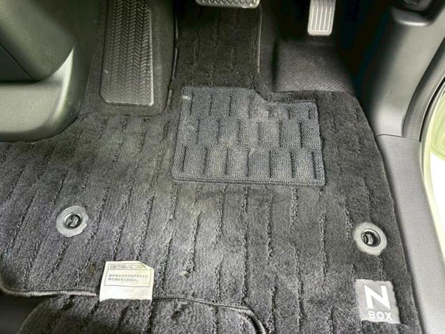 Ｎ－ＢＯＸカスタム Ｌ・ターボスタイルプラスブラック　新品タイヤ／保証書／純正　９インチ　ＳＤナビ／衝突安全装置／両側電動スライドドア／シートヒーター／車線逸脱防止支援システム／シート　ハーフレザー／ヘッドランプ　ＬＥＤ／ＥＴＣ／ＥＢＤ付ＡＢＳ　記録簿（27枚目）