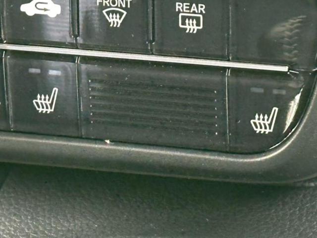 Ｎ－ＢＯＸカスタム Ｌ・ターボスタイルプラスブラック　新品タイヤ／保証書／純正　９インチ　ＳＤナビ／衝突安全装置／両側電動スライドドア／シートヒーター／車線逸脱防止支援システム／シート　ハーフレザー／ヘッドランプ　ＬＥＤ／ＥＴＣ／ＥＢＤ付ＡＢＳ　記録簿（33枚目）