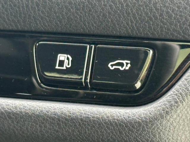 ＮＸ ＮＸ３５０ｈ　Ｆスポーツ　サンルーフ／保証書／純正　ＳＤナビ／デジタルインナーミラー／衝突安全装置／シートヒーター／全方位モニター／車線逸脱防止支援システム／シート　フルレザー／パーキングアシスト　バックガイド　革シート（42枚目）