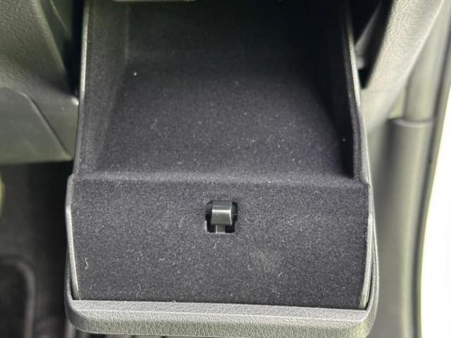 ＮＸ ＮＸ３５０ｈ　Ｆスポーツ　サンルーフ／保証書／純正　ＳＤナビ／デジタルインナーミラー／衝突安全装置／シートヒーター／全方位モニター／車線逸脱防止支援システム／シート　フルレザー／パーキングアシスト　バックガイド　革シート（54枚目）